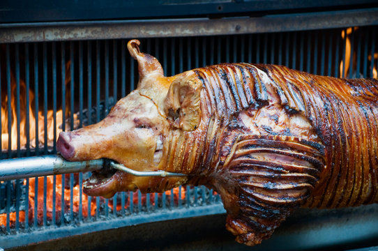 Spanferkel am Grill