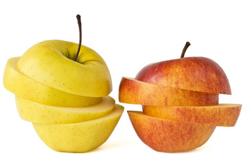 Gelber und roter Apfel isoliert
