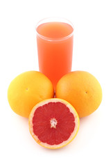 Grapefruit juice and ripe grapefruits