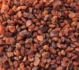 Dried raisins