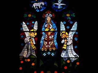  Marie et les anges © Tomfry
