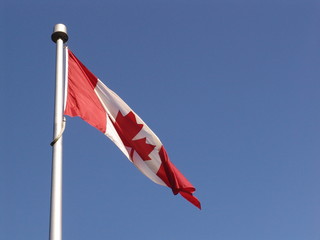 Fahnenmast mit kanadischer Flagge