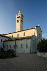 Fototapeta na wymiar Church in the croatian city Pula
