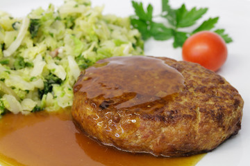 Frikadelle mit Wirsinggemüse