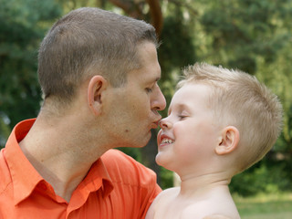 Fototapeta premium Vater mit Sohn
