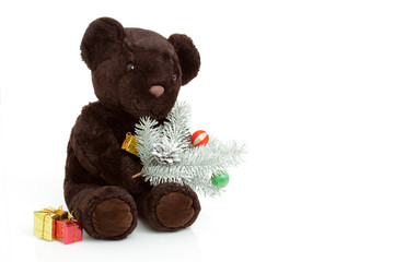 teddy-bear wihs christmas-tree isolated on white