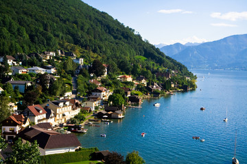 Fototapeta na wymiar Gmunden miasto i jezioro Traunsee (Austria)