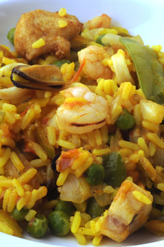 Paella ai frutti di mare e verdure - Cucina spagnola