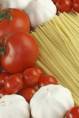 Garlic, pasta and tomatoes