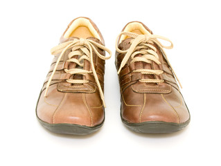 Pair a shoe a brown leather
