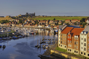 Fototapeta premium Whitby town and Esk river