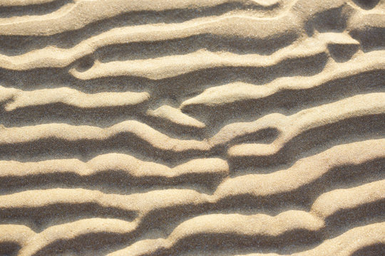 Wave of sand