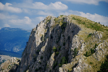 mountain peak with beautifull clouds
