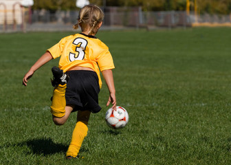 Obraz premium Running to the Ball