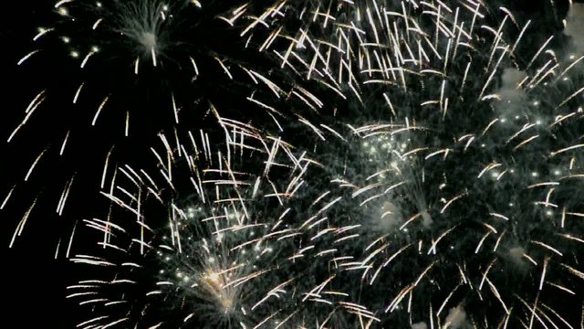 Feu d'artifice, bouquet final - vid&eacute;o HD