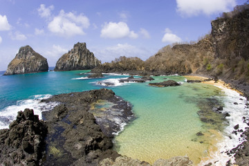 Pig bay view with two brothers islands in fernando de noronha