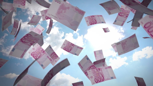 Billetes volando con un fondo de nubes