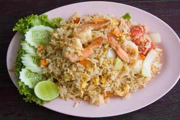 Fried rice with seafood