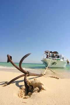 TOBIA ISLAND