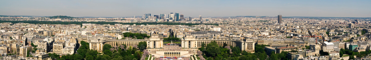 Fototapeta na wymiar Panorama of Paris from the Eiffel Tower