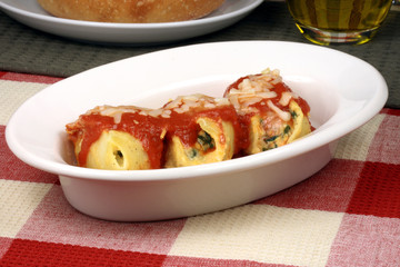 italian pasta shell rolls