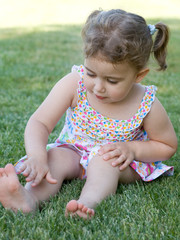 bambina al parco