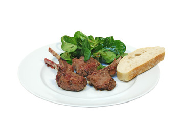 Lammkotlett mit Feldsalat und Ciabatta