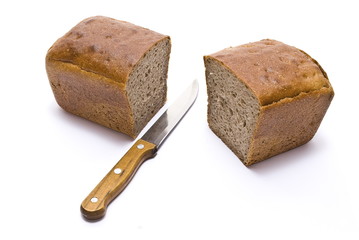 Sliced bread and knife