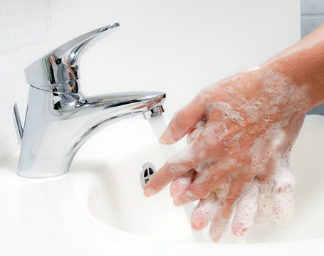 Hände waschen. Schutz vor Neuer Schweine Grippe H1N1
