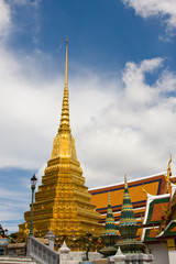 Fototapeta premium Golden pagoda in the Grand palace area in Bangkok, Thailand