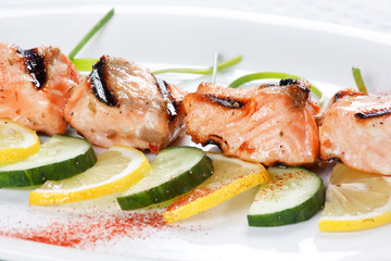grilled salmon with lemon.