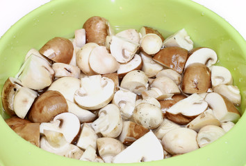 funghi misti tagliati