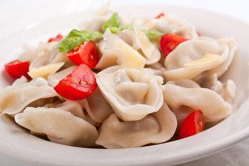 tortellini with tomatoes and basil
