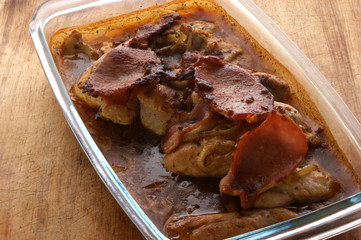 grilled chicken fillet with organic onion and bacon