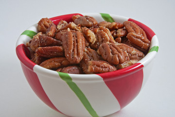 Roasted Pecans in Christmas Bowl