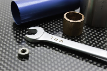 Llave y metales