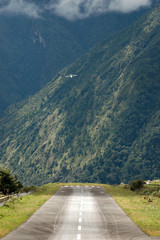 Landeanflug im Himalaja, Lukla, Everest Region