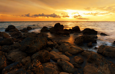 Fototapeta na wymiar Tropical sunset on the beach. Lanta island. Thailand