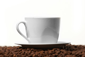 Cup with coffee, costing on coffee grain