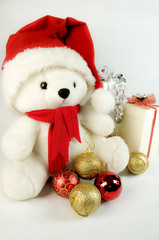 Orso con cappello di babbo natale