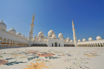 Sheikh Zayed Mosque in Abu Dhabi 03