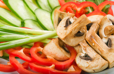 Fresh salad with mushrooms