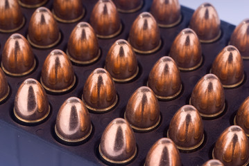 9 mm pistol cartridges