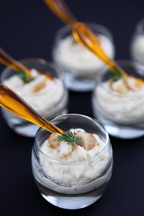 Verrines de crème de céleri aux noix de Saint Jacques