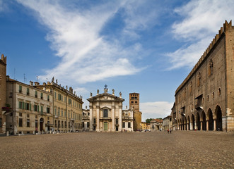 central area in Mantova