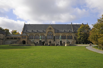 Fototapeta na wymiar Kaiserpfalz w Goslar