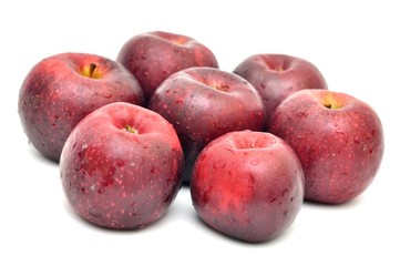 red apples