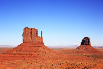 Fototapeta na wymiar Monument Valley - The Rękawice