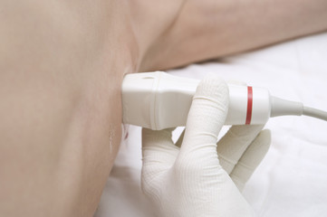 Scanning with ultrasound