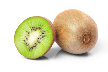 Obraz premium Kiwi fruit isolated on the white background